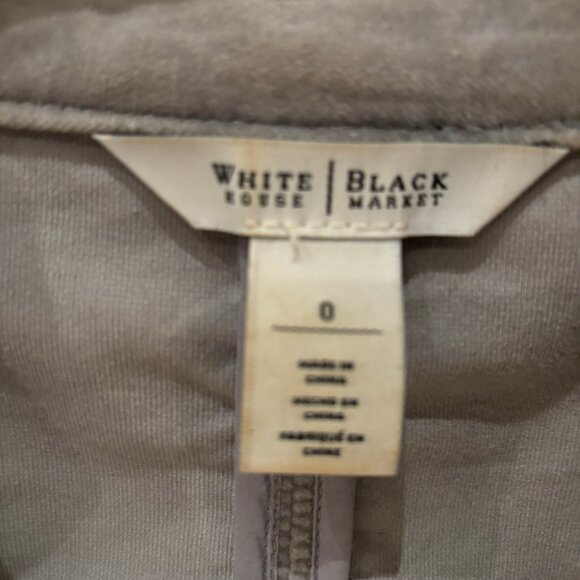 Light, Velvety Jacket with decorative button detailing - Picture 3 of 7